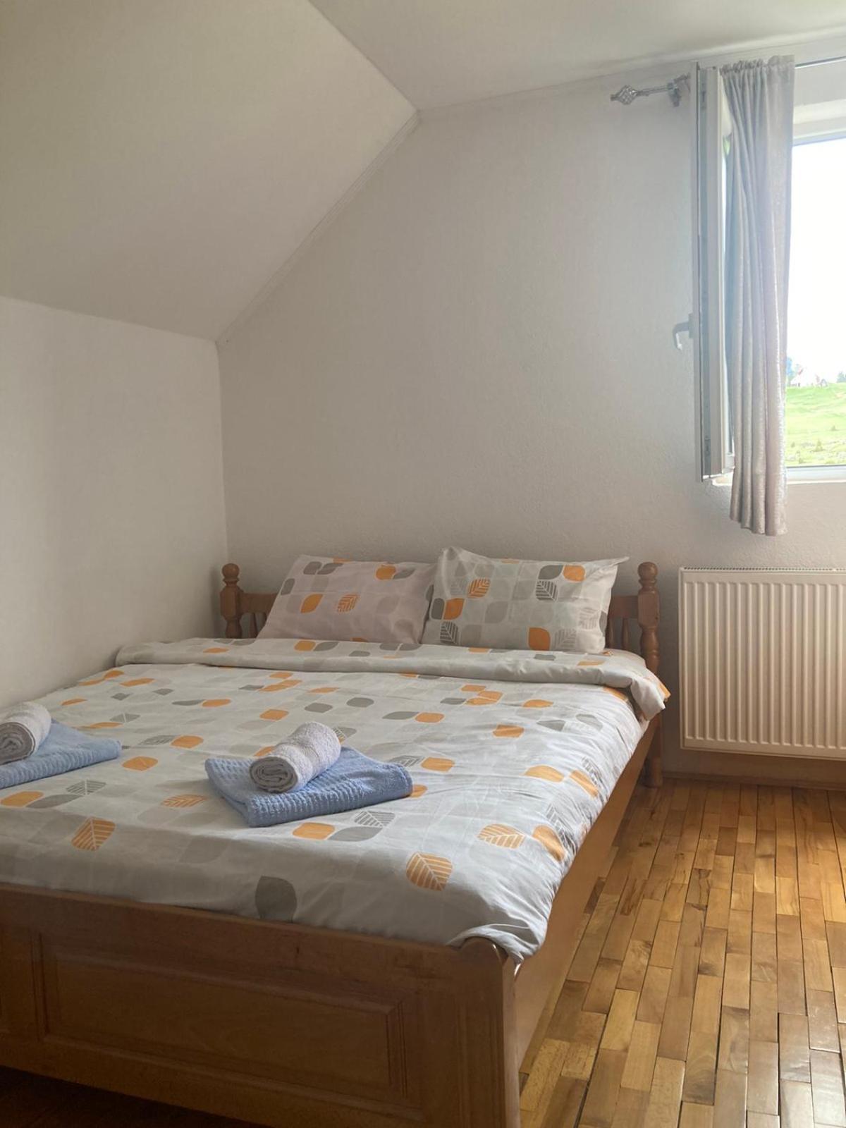 Guest House Nena Žabljak Esterno foto